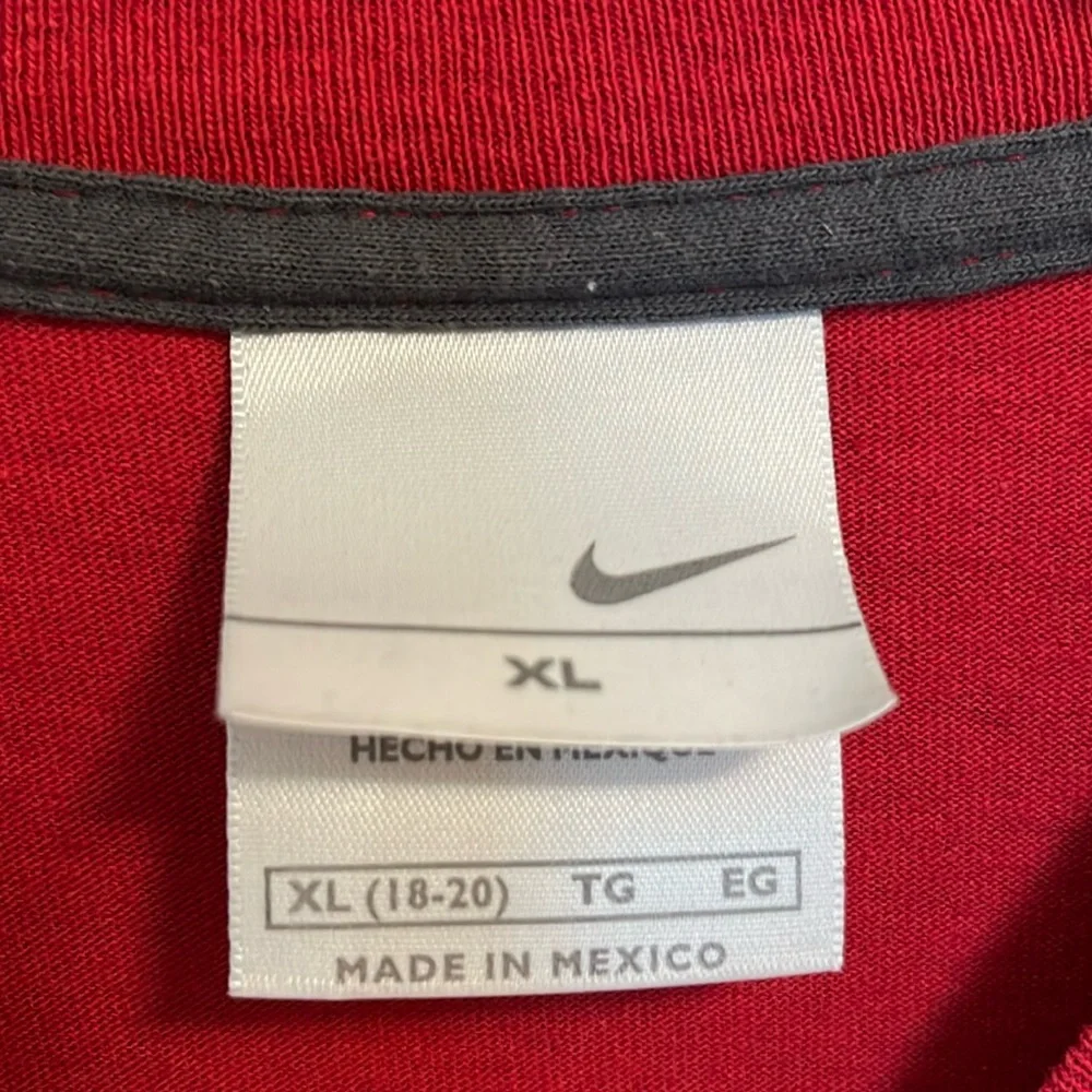 Nike basketball swoosh tee shirt size XL 18-20 red long sleeve cotton Spellout